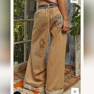 POL Tan Wide-Leg Jeans with Floral Patch Roll Up Contrasting Cuff